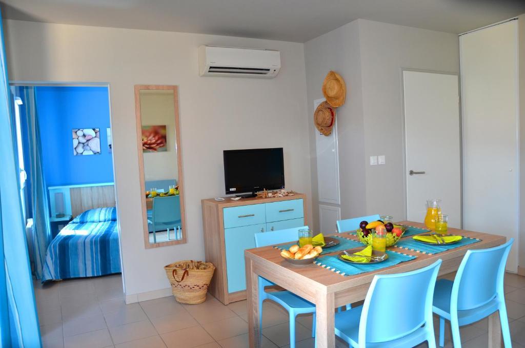 Lagrange Grand Bleu Vacances - Residence La Grenadine Марсилан Стая снимка