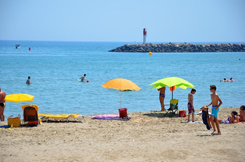 Lagrange Grand Bleu Vacances - Residence La Grenadine Марсилан Екстериор снимка